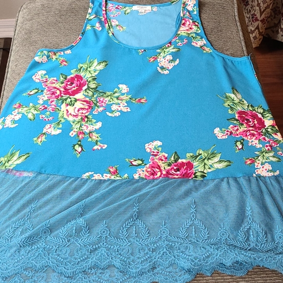 Umgee Blouse - Picture 13 of 14